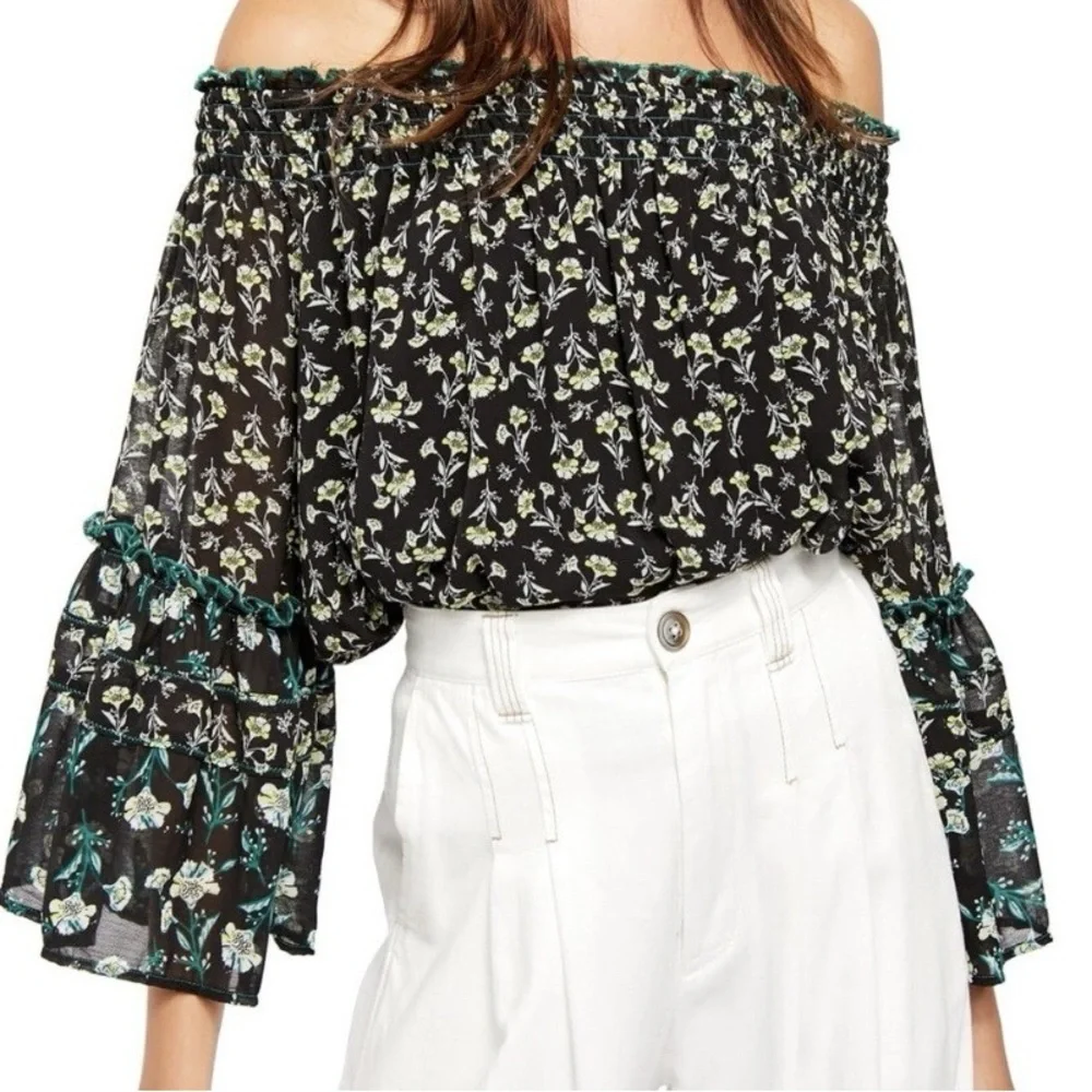 Free People‎ Black Floral Off the Shoulder Blouse Size M Medium